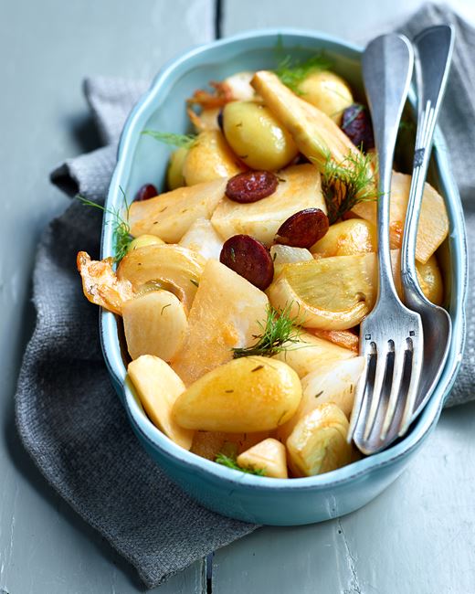 recipe image Cassolette de pommes de terre au fenouil, aux navets et au chorizo