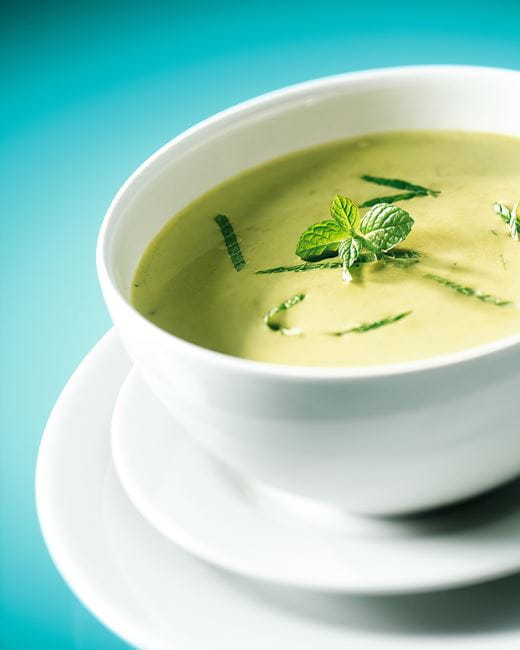 recipe image Potage aux petits pois parfumé à la menthe