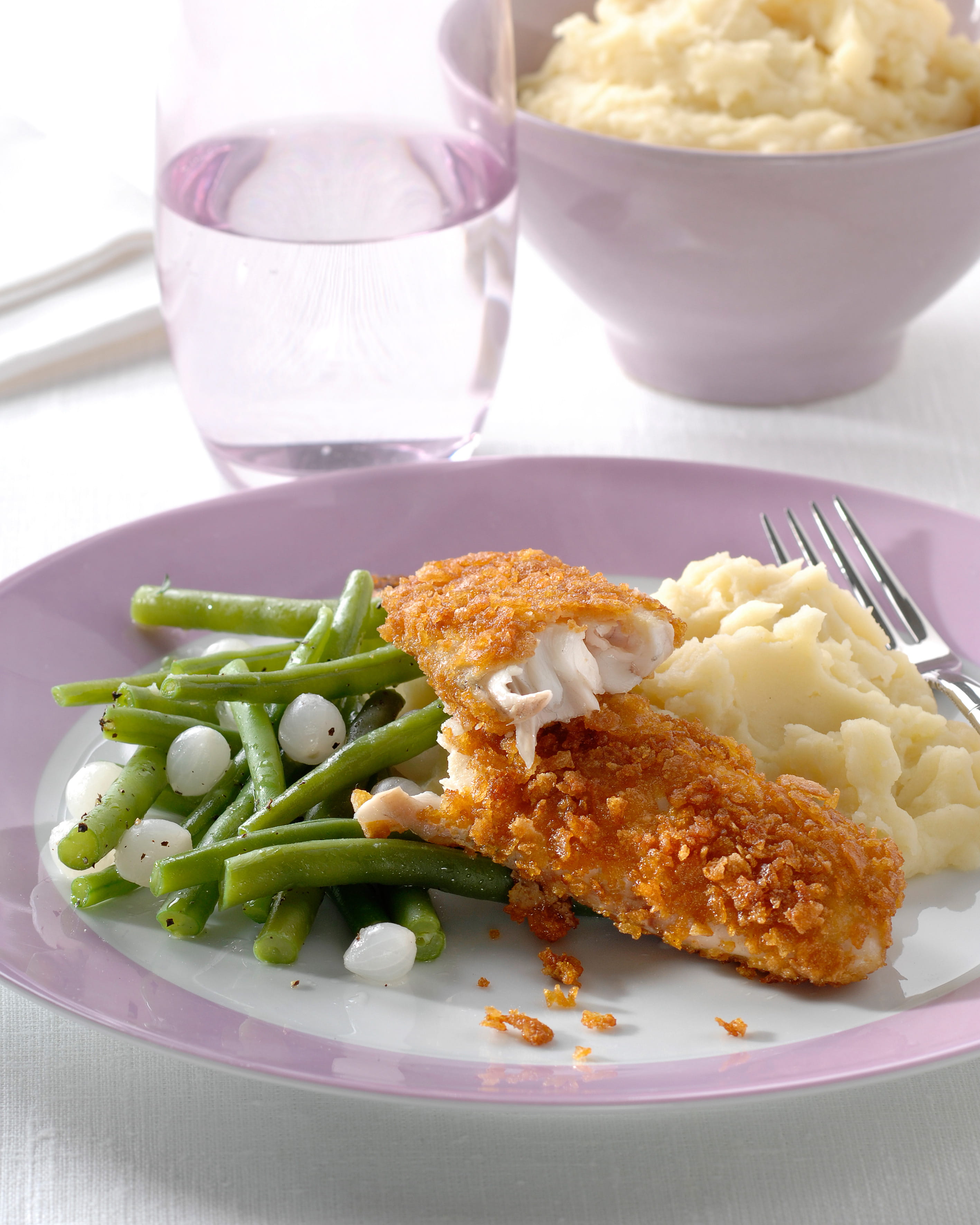 recipe image Filets de poisson croustillants aux haricots verts et petits oignons grelots