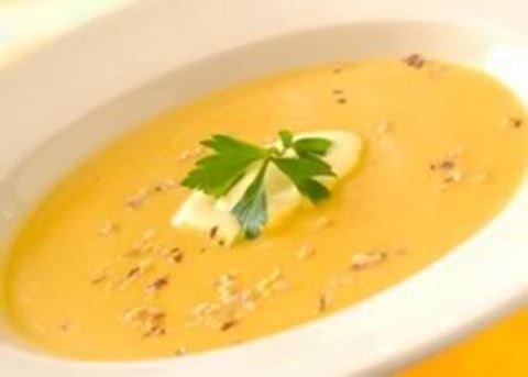 recipe image Potage au potiron et aux noisettes