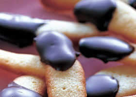 recipe image Langues de chat au citron et au chocolat