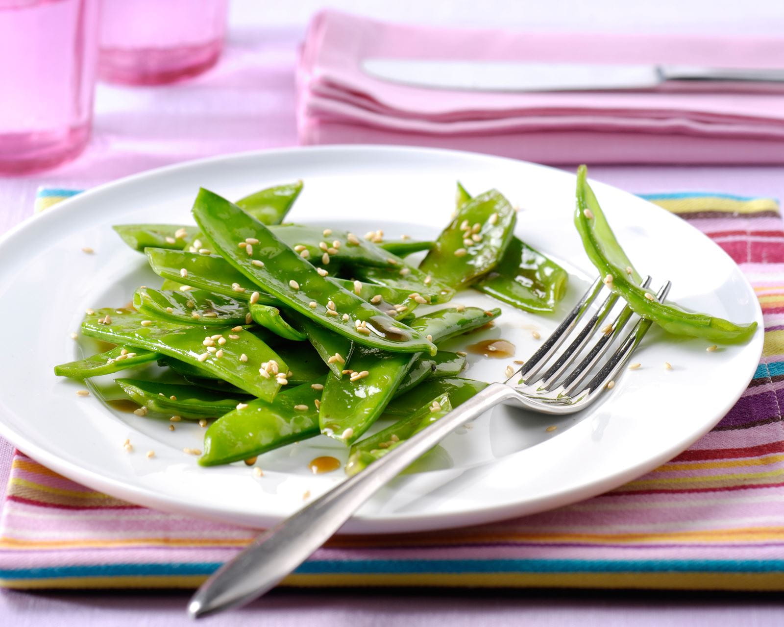 recipe image Pois mange-tout aux graines de sésame