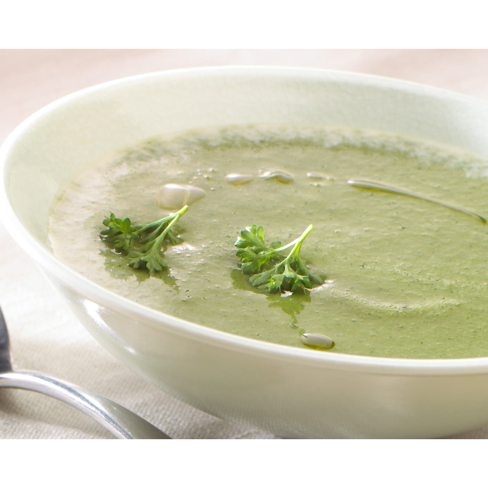 recipe image Soupe aux fines herbes