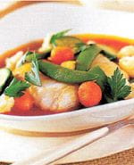 recipe image Nage de lotte aux petits légumes avec jus de safran au curry