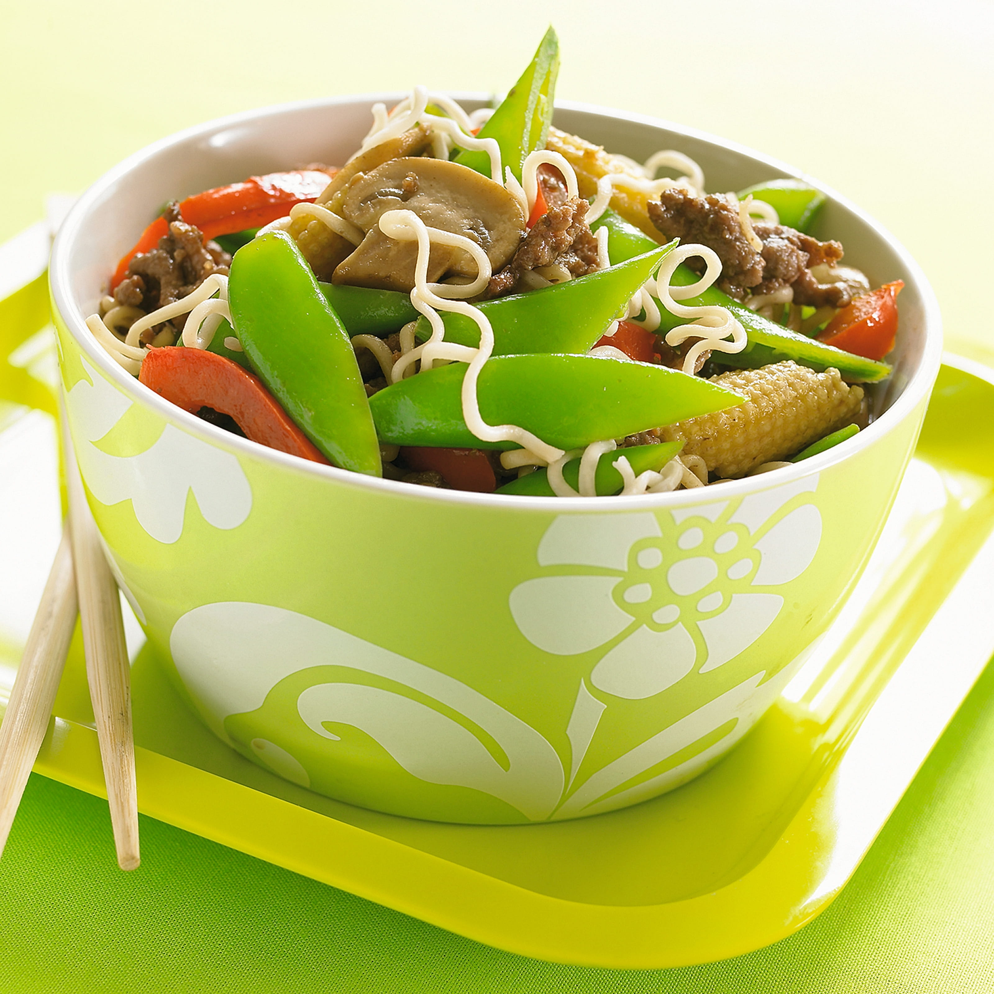 recipe image Nouilles au haché et aux « sugar snaps »