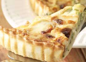 recipe image Tarte à la courgette et au Comté