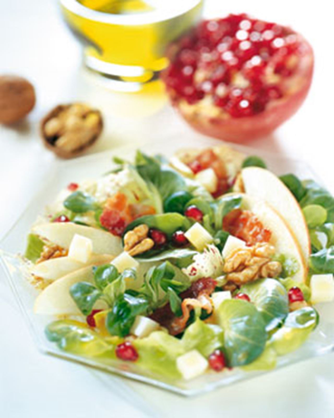 recipe image Salade aux noix et aux pommes