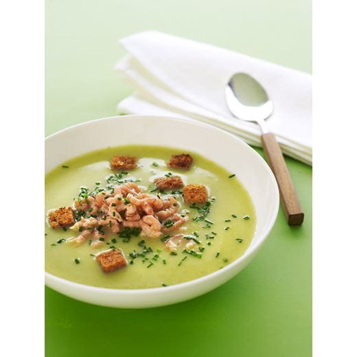 recipe image Potage au fenouil ciboulette crevettes grises et croutons de pain complet