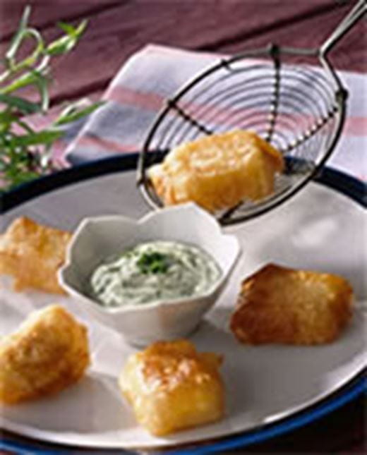 recipe image Beignets de colin d'Alaska et sa sauce aux fines herbes