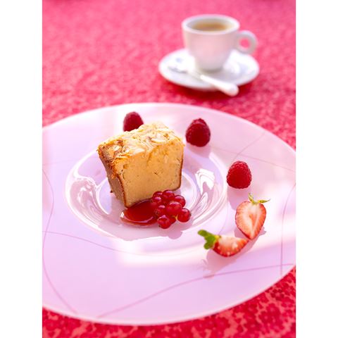 recipe image Cake moelleux à la ricotta et citron vert