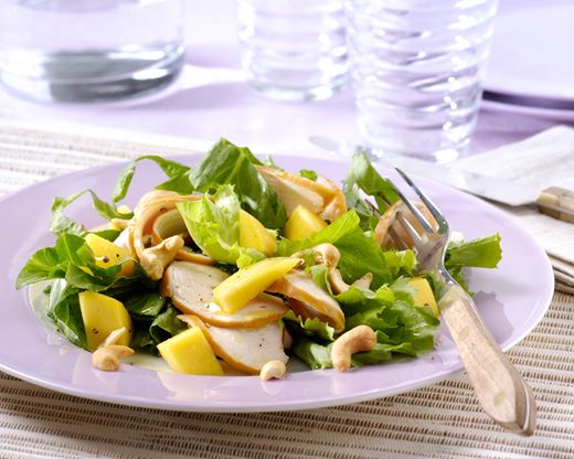 recipe image Salade de chicorée à la mangue et au poulet