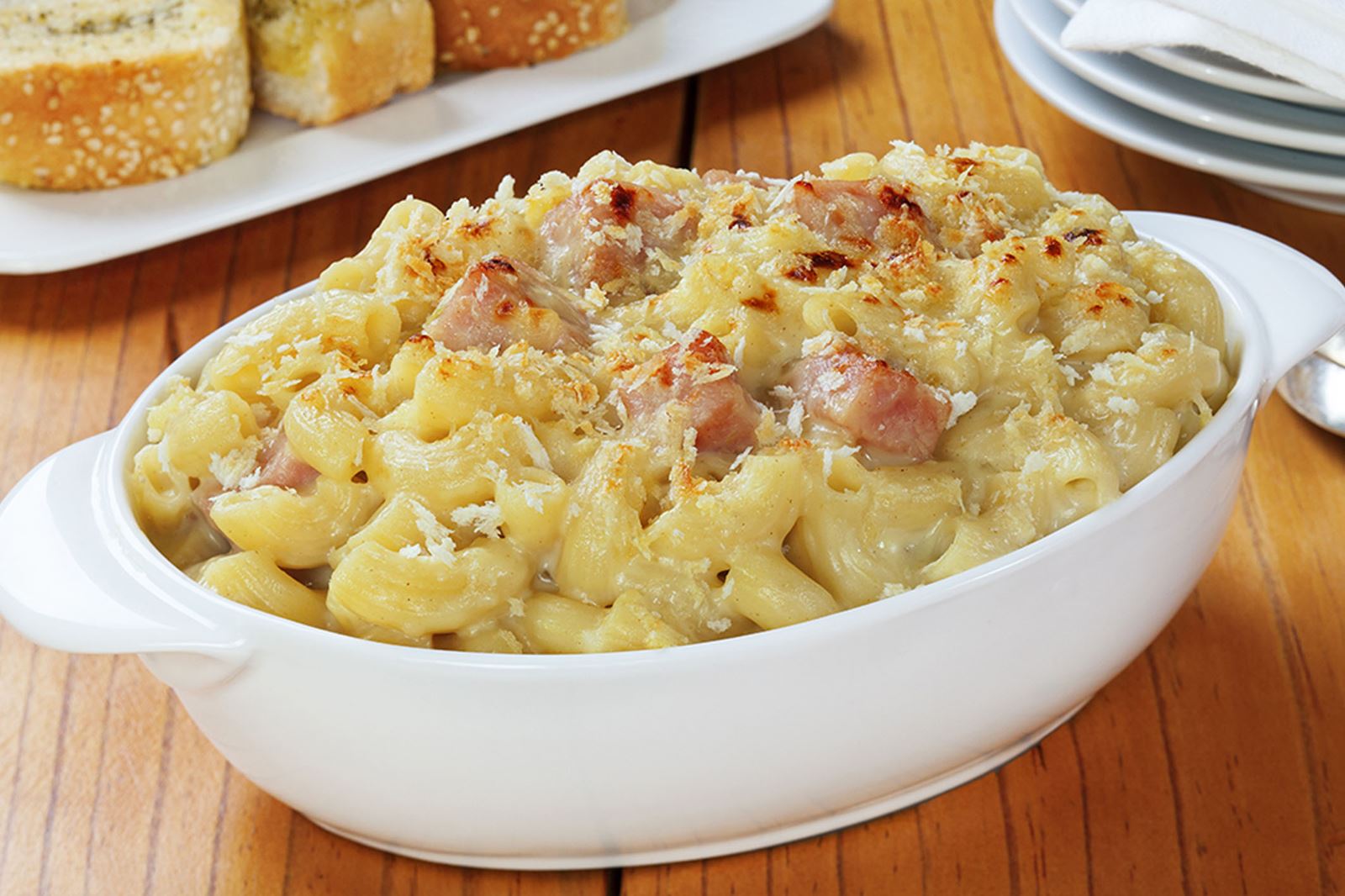 Macaroni au jambon et fromage