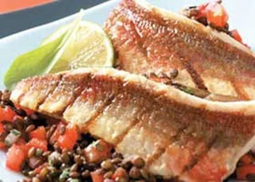 recipe image Grondin grillé sur un lit de salade de lentilles