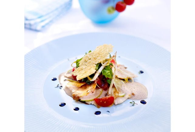 recipe image Médaillon de dinde au citron vert, salade de roquette et jets de soja