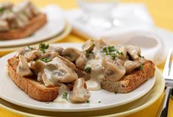 recipe image Champignons à la crème sur toast