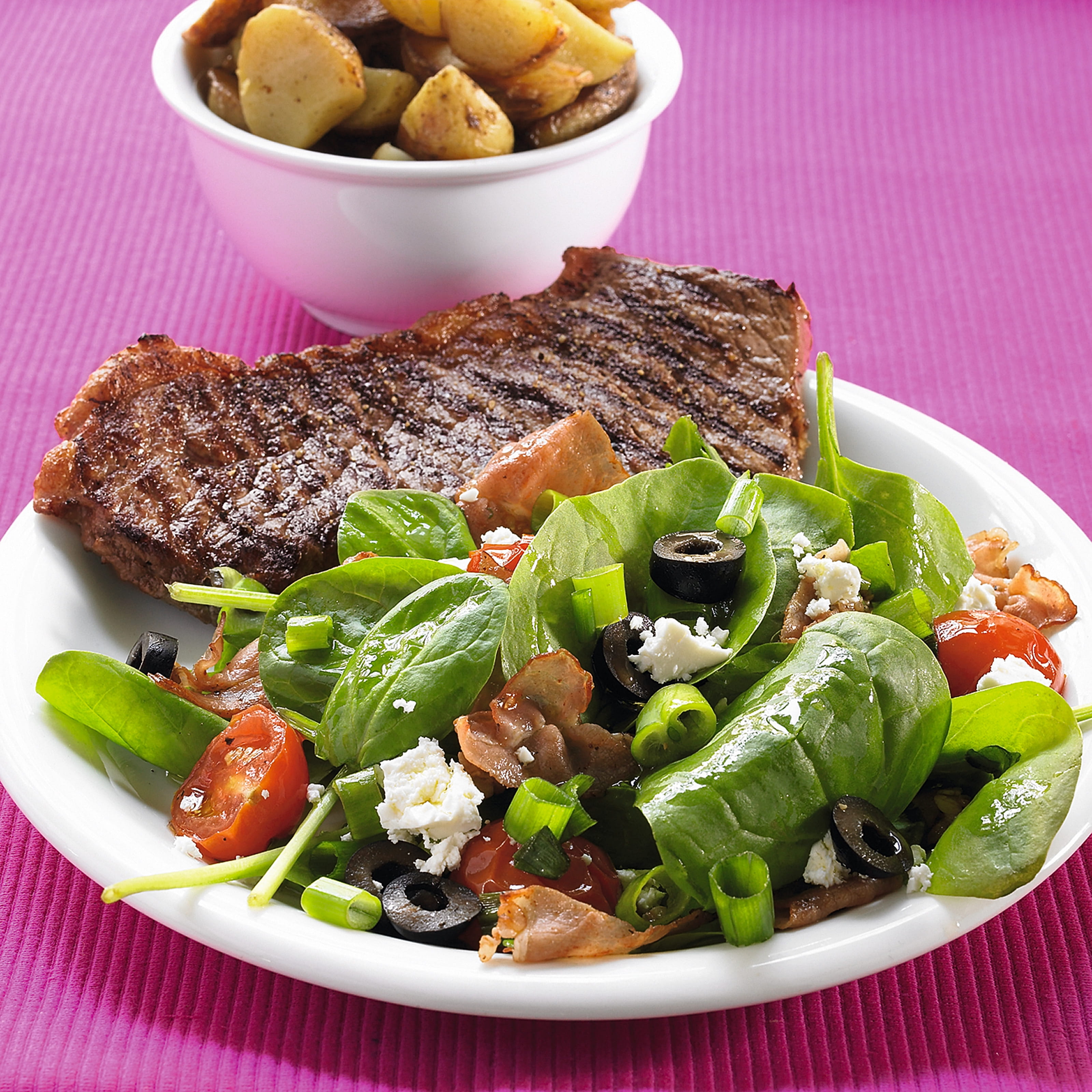 recipe image Salade d'épinards chauds à la feta