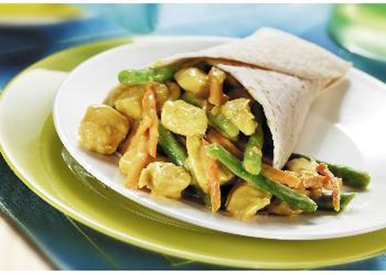 recipe image Wrap au curry de poulet, haricots verts et carottes
