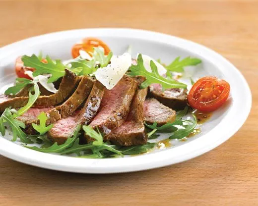 recipe image Steak tagliata à la roquette et au parmesan