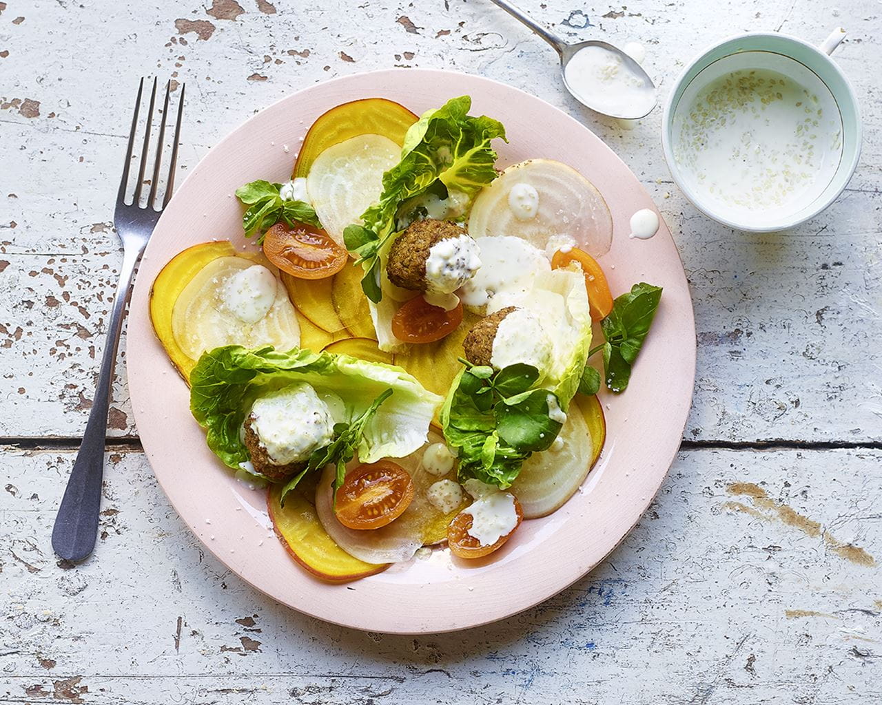 recipe image Falafels aux betteraves à la sauce tahini