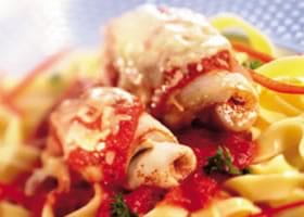recipe image Roulades de poisson en sauce aux  poivrons