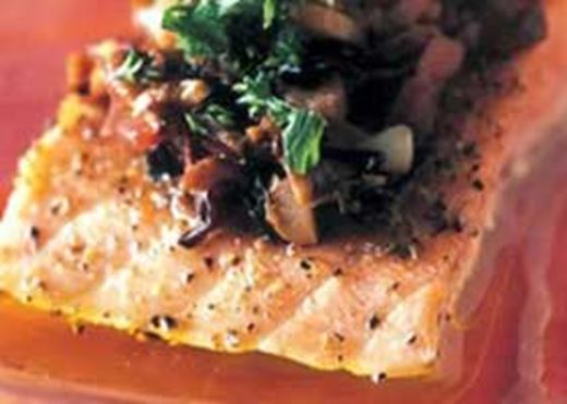 recipe image Saumon grillé au jambon et aux champignons