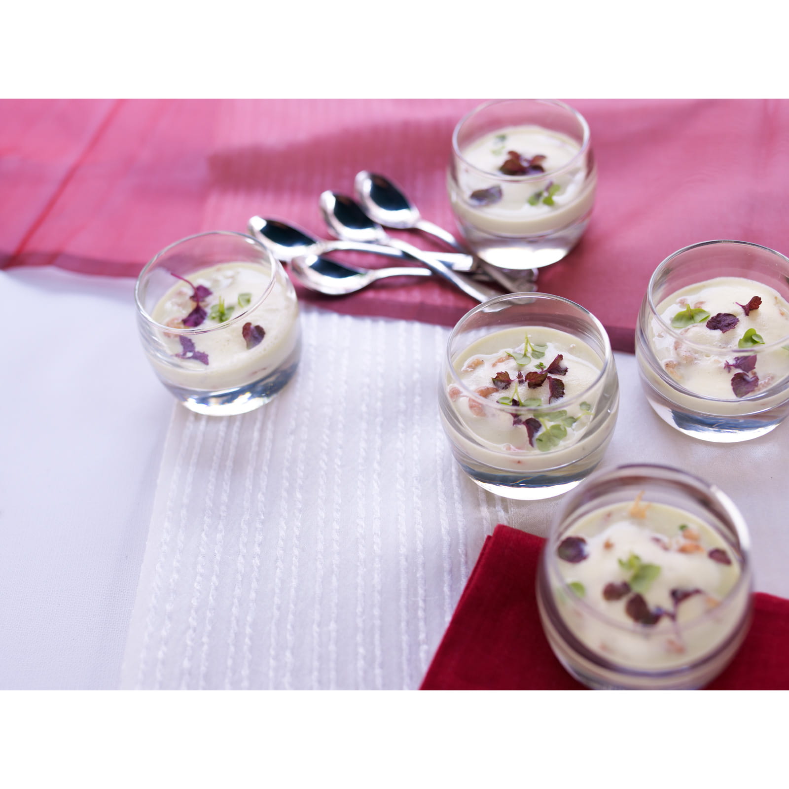 recipe image Soupe à l’artichaut et crevettes grises