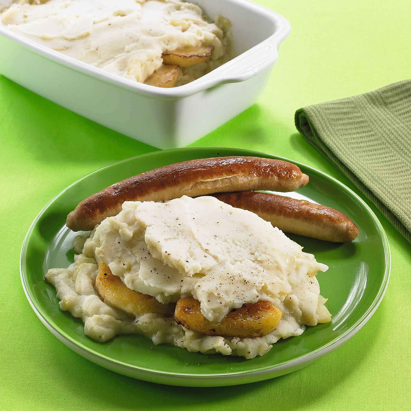 recipe image Purée de pommes et de pommes de terre avec saucisses de dinde