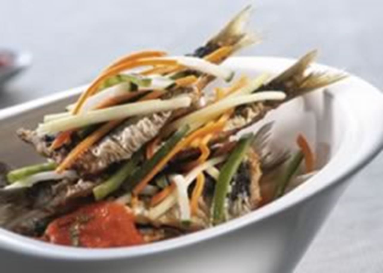recipe image Sardines frites aux légumes marinés