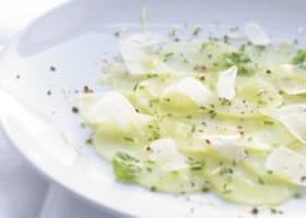 recipe image Carpaccio de pommes de terre au parmesan et au poivre rose