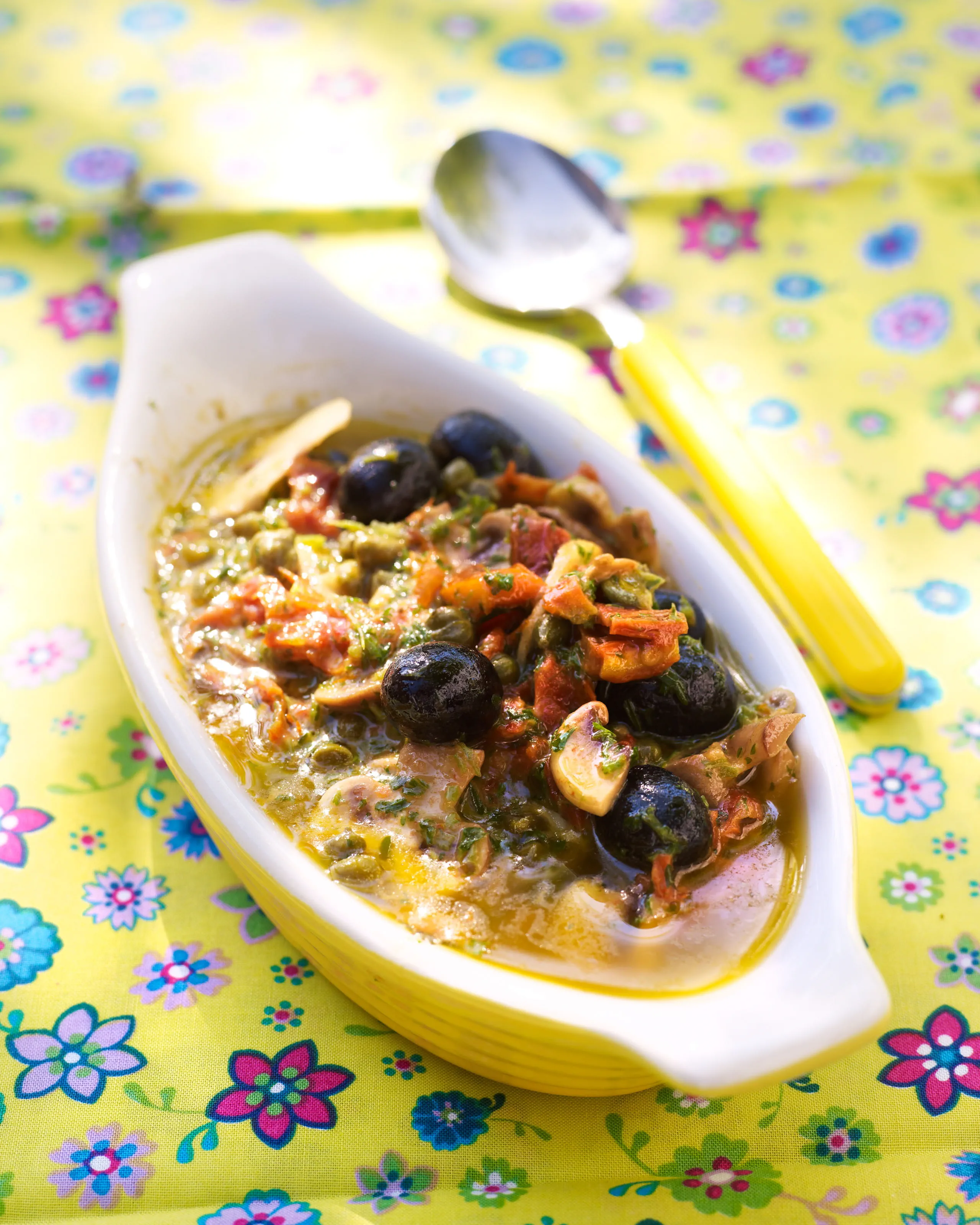 recipe image Sauce du sud aux câpres, olives et ail confit
