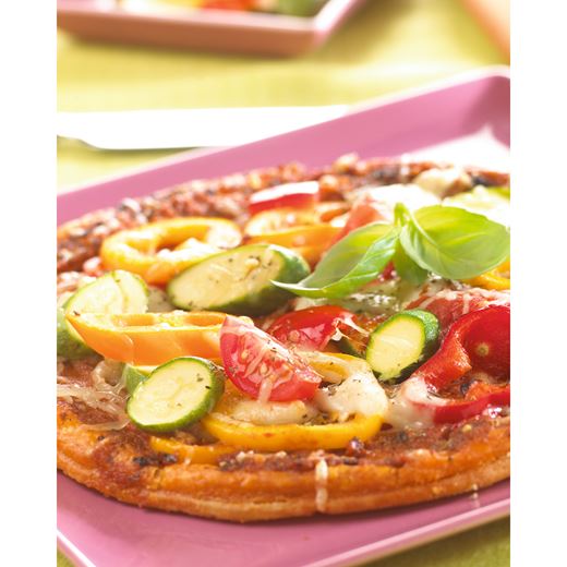 recipe image Pizza aux tomates, basilic et poivrons