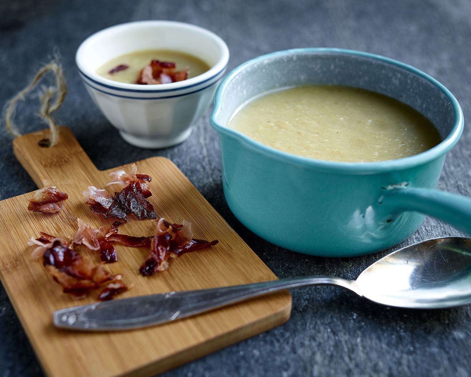 recipe image Soupe panais-fenouil, bacon entrelardé