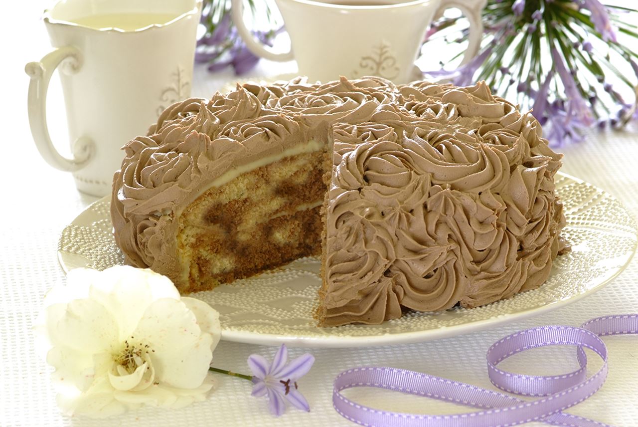 recipe image Gâteau au chocolat à l’orange et petites roses