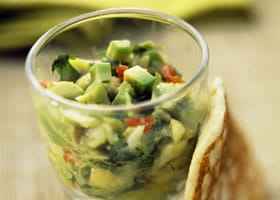 recipe image Blinis au tartare d'avocat et crabe