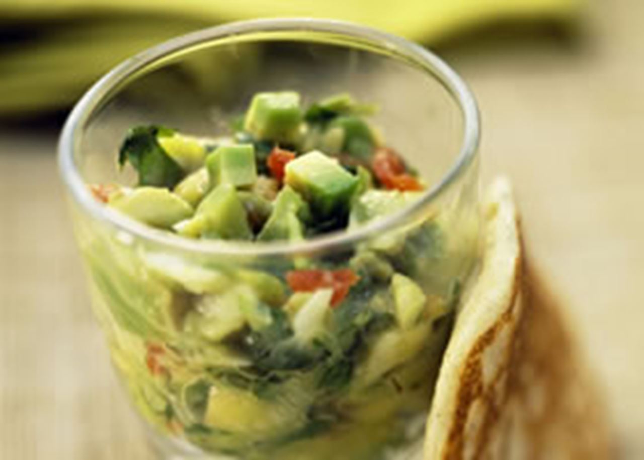 recipe image Blinis au tartare d'avocat et crabe