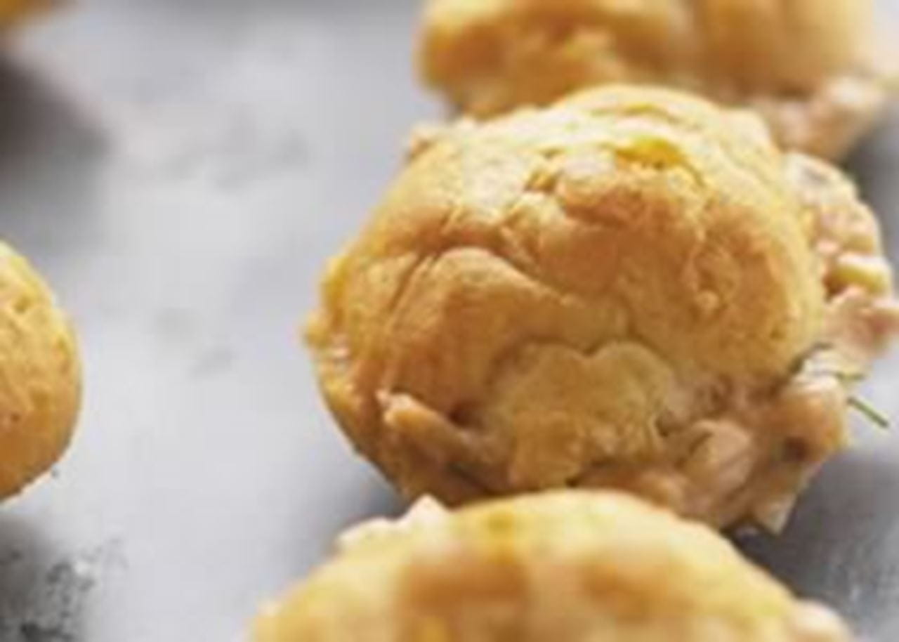 recipe image Petits choux farcis à la salade de thon