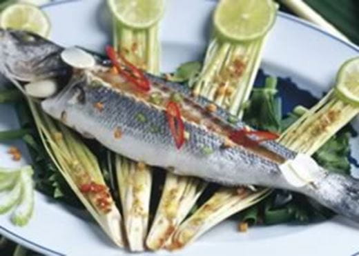 recipe image Poisson étuvé au jus de citron vert (pla neung manao)
