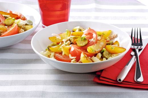 recipe image Salade de pommes de terre rissolées, fenouil et poulet fumé