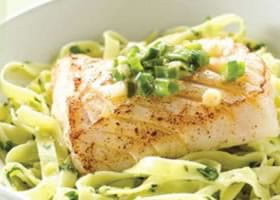 recipe image Kabeljauwhaasje op een bedje van pestopasta