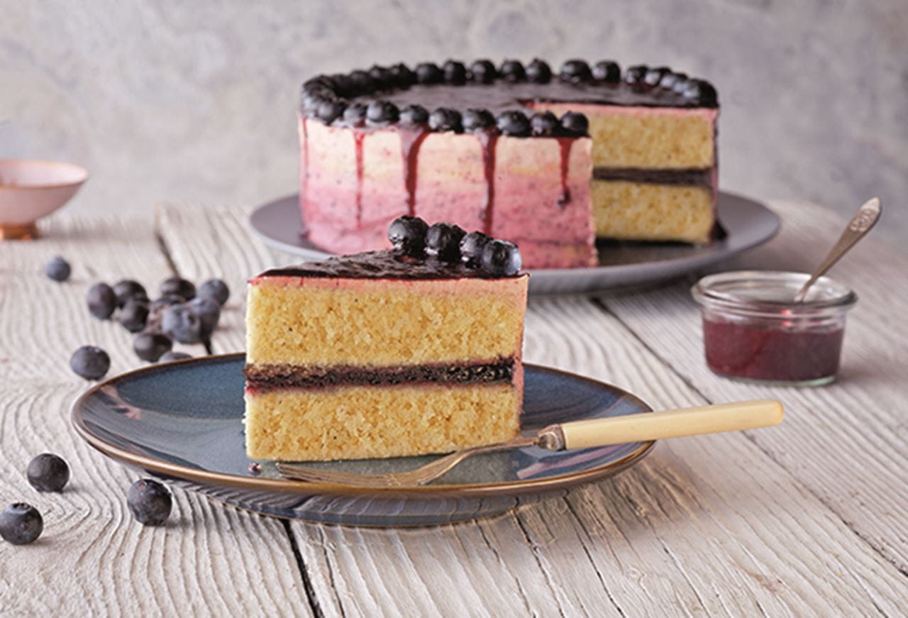 recipe image Ombre taart met bosvruchten