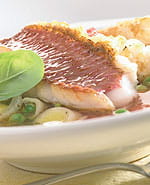 recipe image Zeevruchtenminestrone met zeebarbeel en inktvisjes