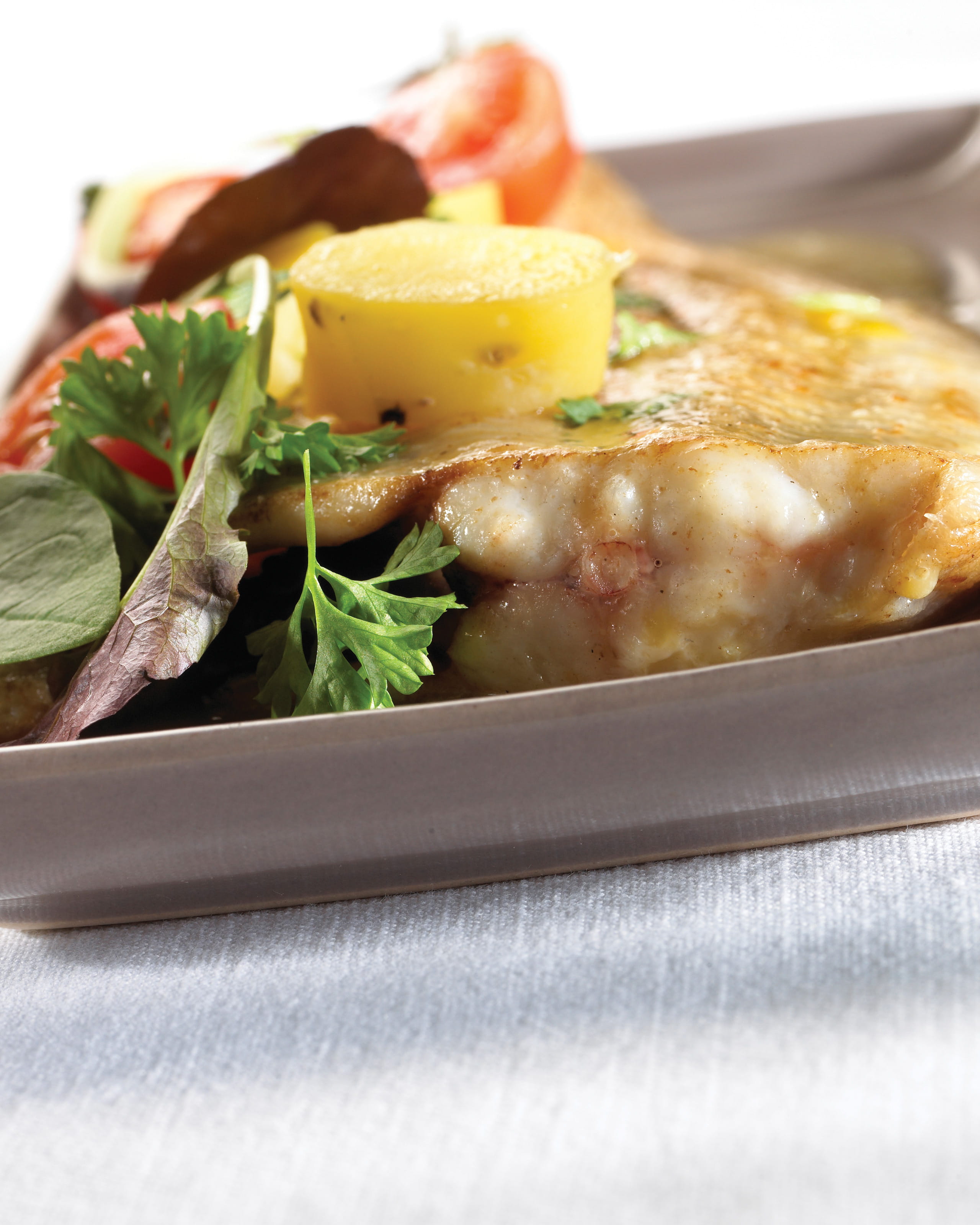 recipe image Sole meunière met aardappelen en een sausje van peterselie