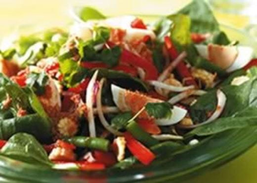 recipe image Indonesische salade met spinazie en taugé