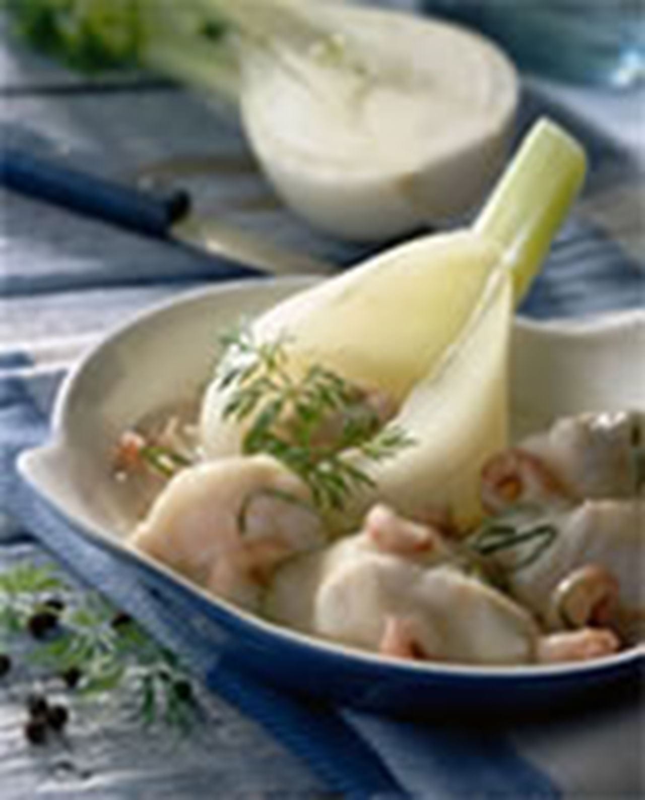 recipe image Vispannetjes van zeewolf met garnalen en venkel