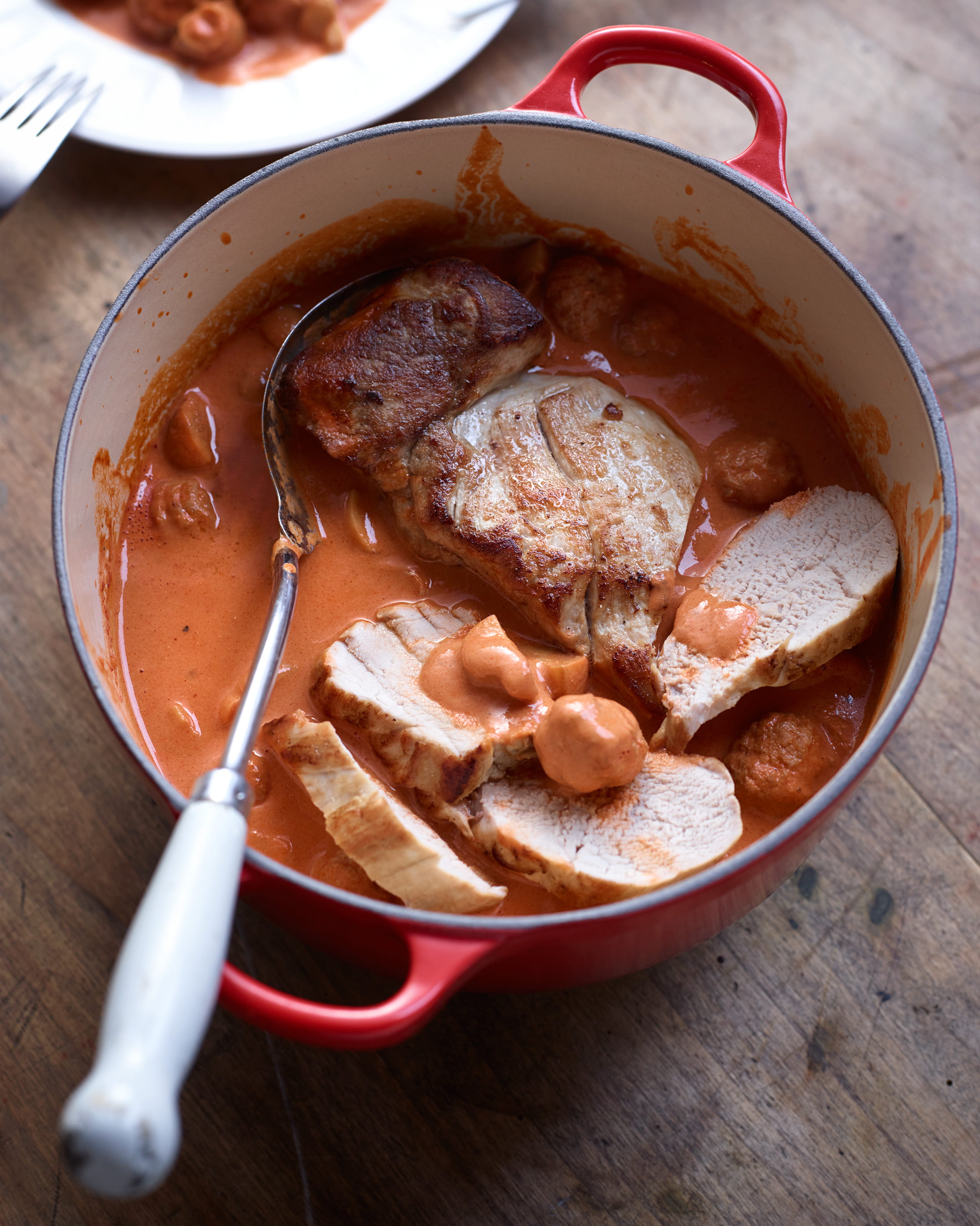 recipe image Varkenshaasje in Madeirasaus