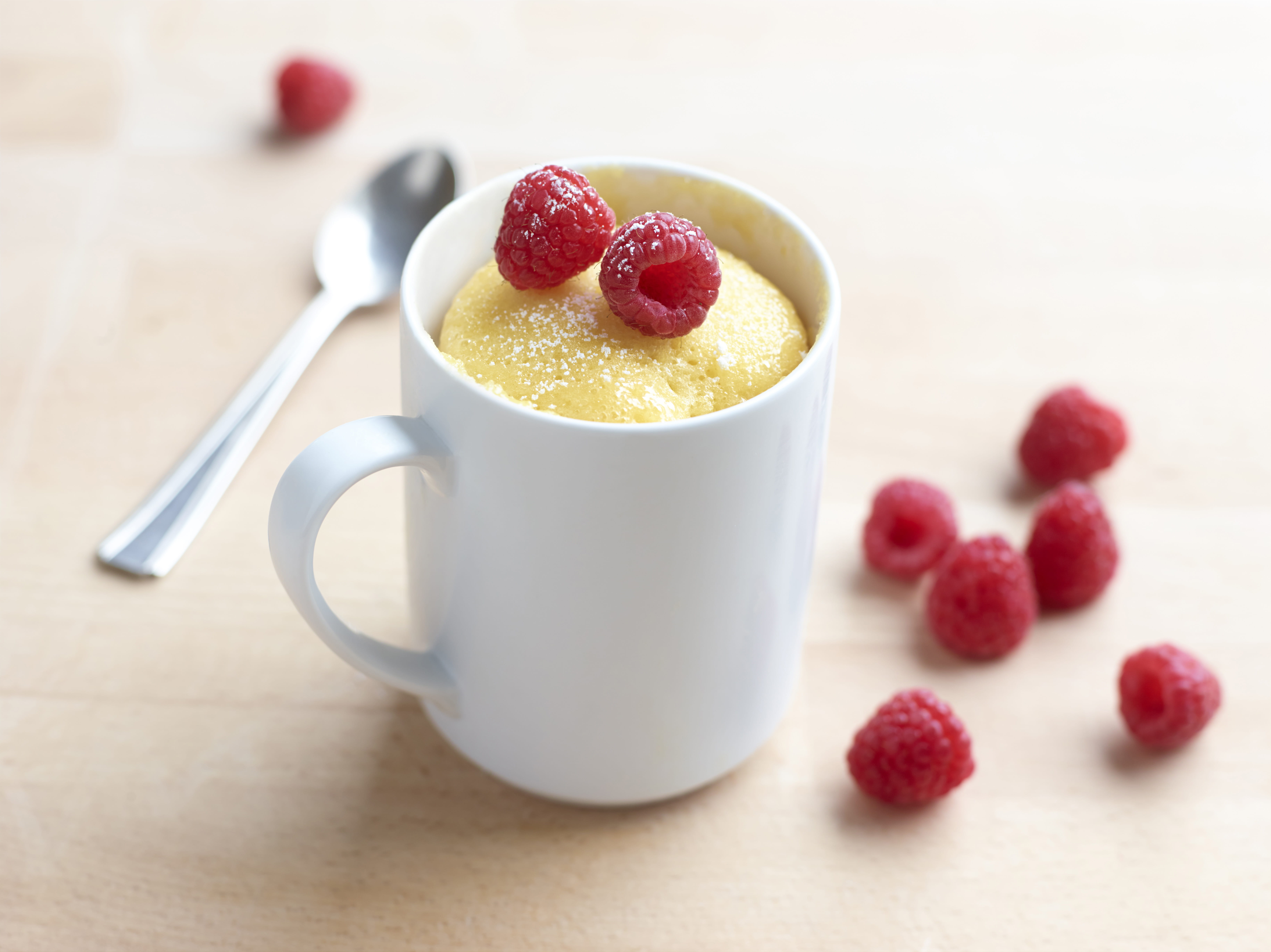 recipe image Mug Cake met Frambozen en Witte Chocolade