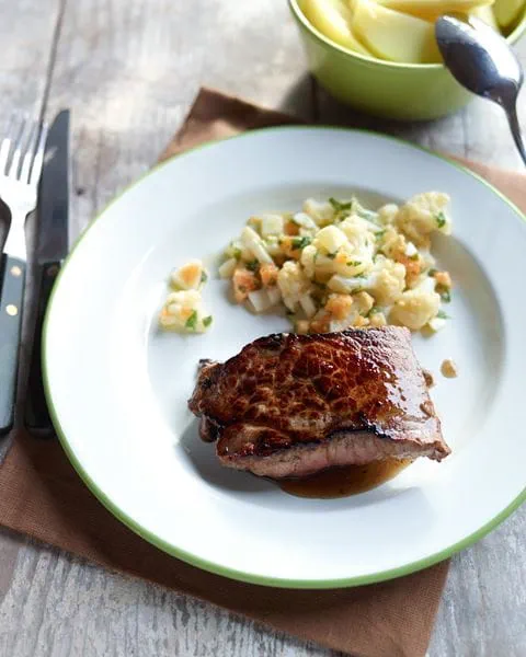 recipe image Steak met bloemkool à la Flamande