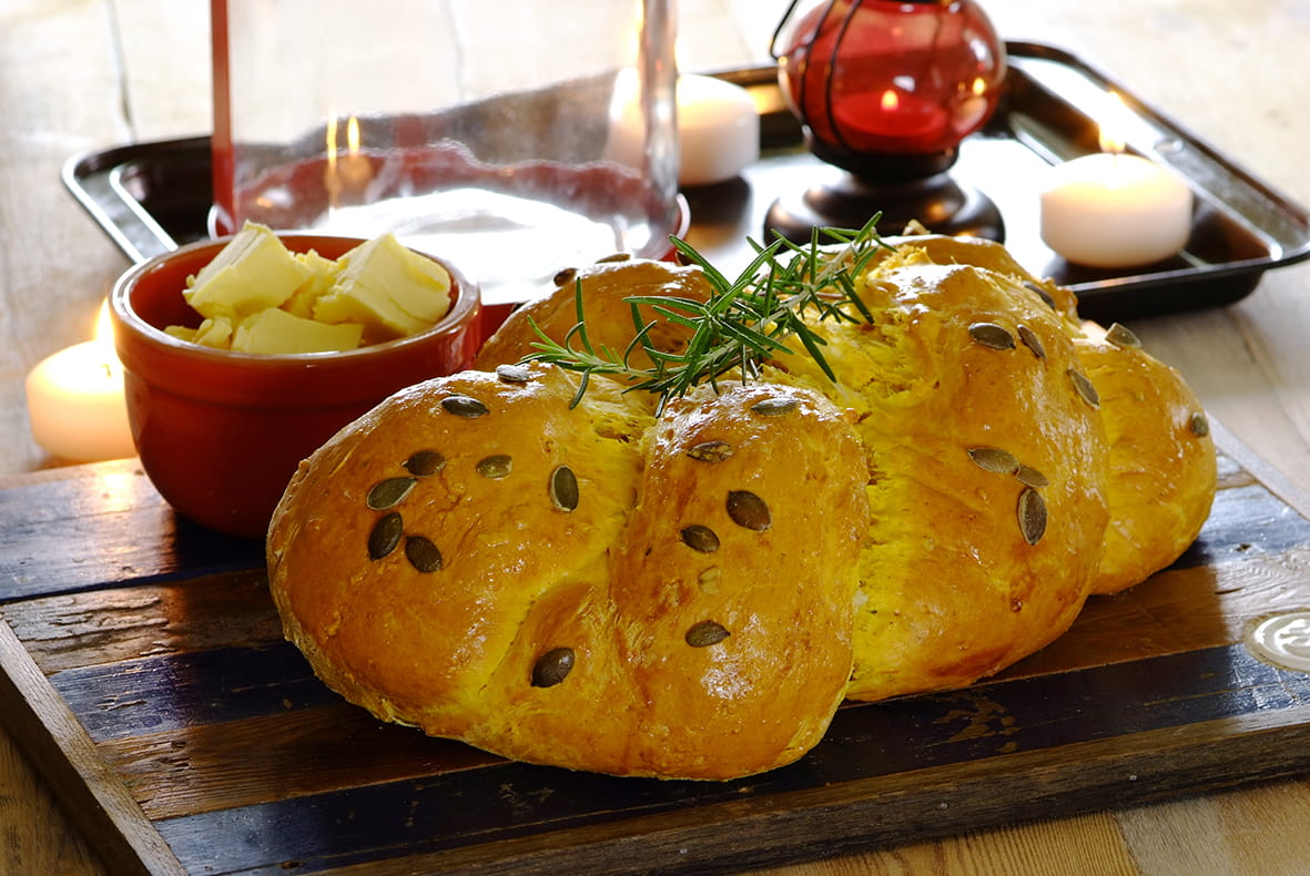 recipe image Pompoenbrood met kaas en rozemarijn