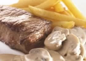 recipe image Steak met 3 pepers en champignonsaus