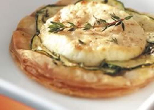 recipe image Lauwe gebakjes met courgettes en geitenkaas